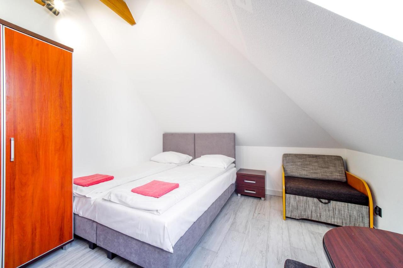 Dobre Smaki Apartaments Chill And Food Sarbinowo Exterior foto